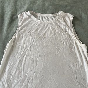 Lululemon white muscle tank